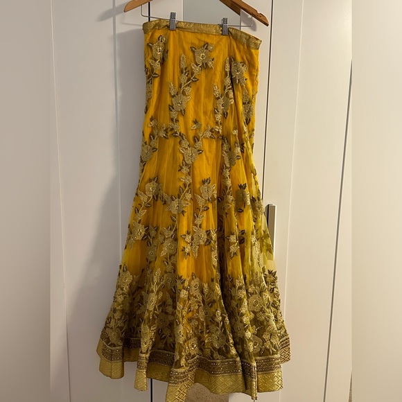 Yellow and Gold Indian Lengha - Picture 3 of 9
